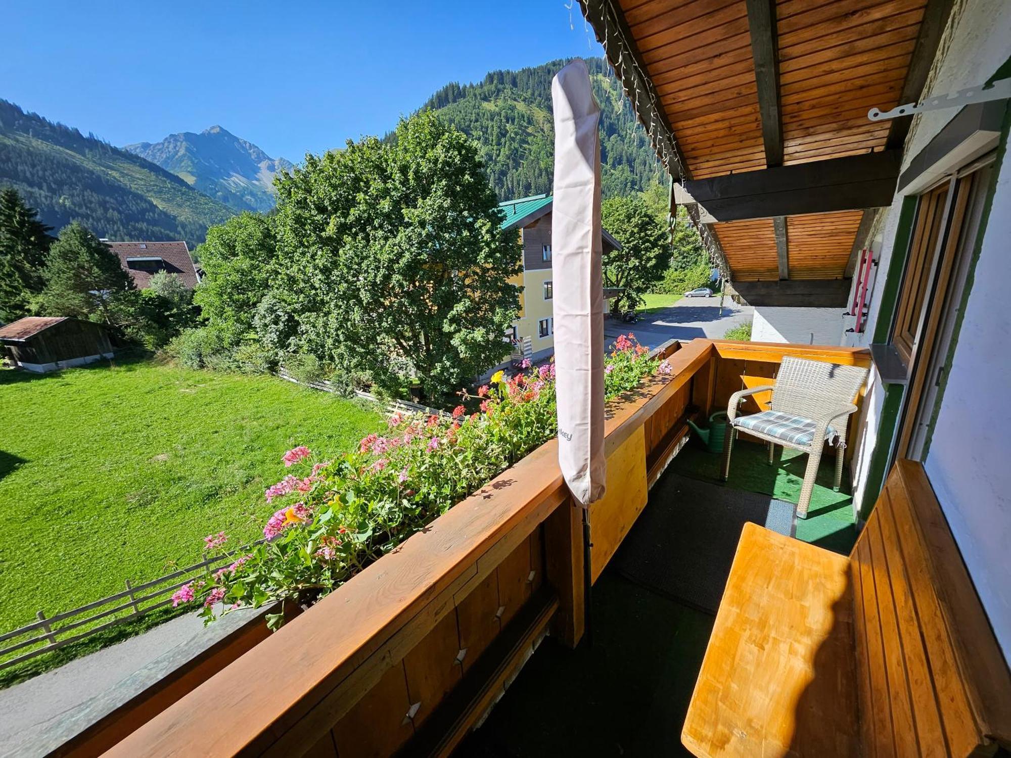 Am Muehlbach - Ferienwohnungen Luttinger Bichlbach Exterior foto